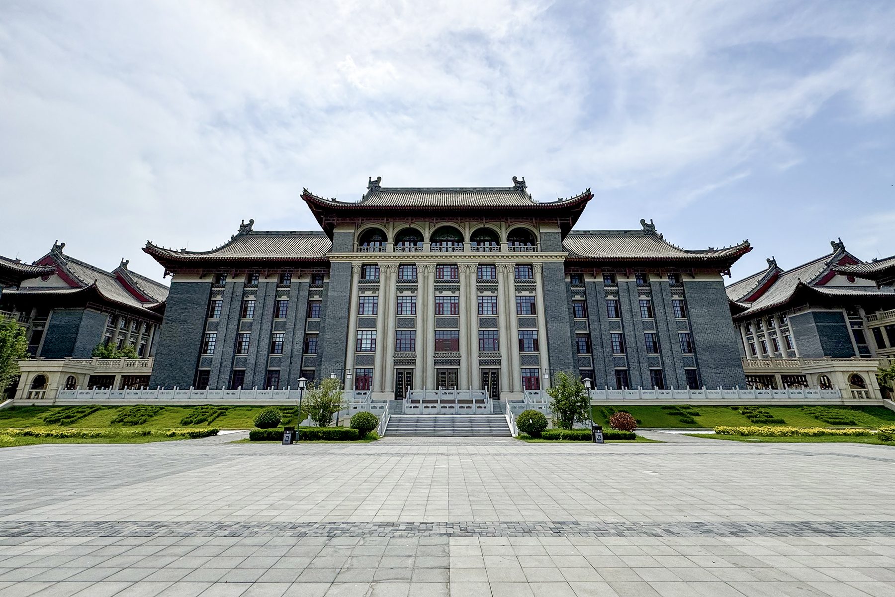 龙子湖校区